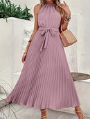 Vestido feminino longo plissado