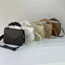 Bolsa transversal de mão feminina